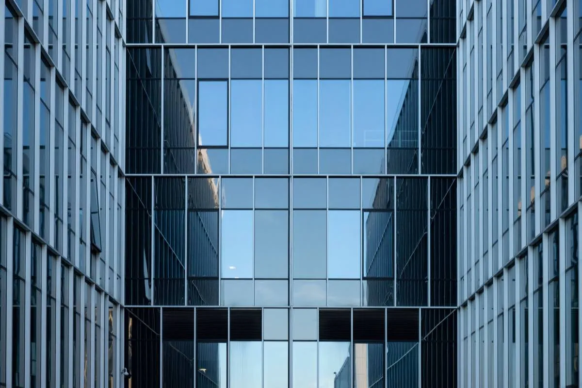 Commercial window services in Pleasanton, CA